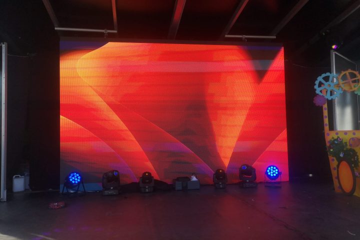 écran LED évènementiel intérieur SUNRISE